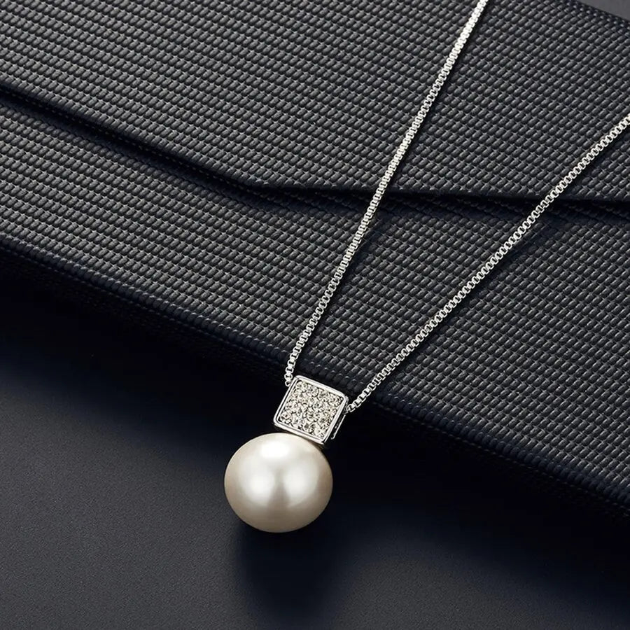 Elegant Pearl Pendant Necklace & Stud Earrings Set – Silver Tone